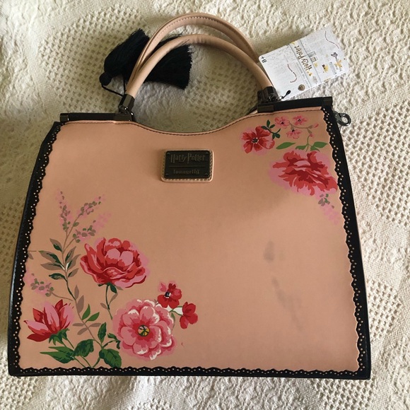 🌸Loungefly Floral Hermione and Luna large bag - Pink - Picture 3 of 12